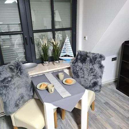 Exklusive Ferienwohnung Nahe Der Nordsee Wesselburen Exterior photo