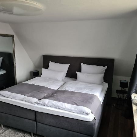 Exklusive Ferienwohnung Nahe Der Nordsee Wesselburen Exterior photo
