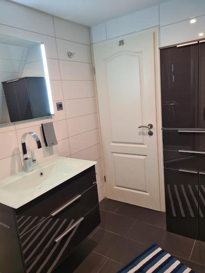 Exklusive Ferienwohnung Nahe Der Nordsee Wesselburen Exterior photo
